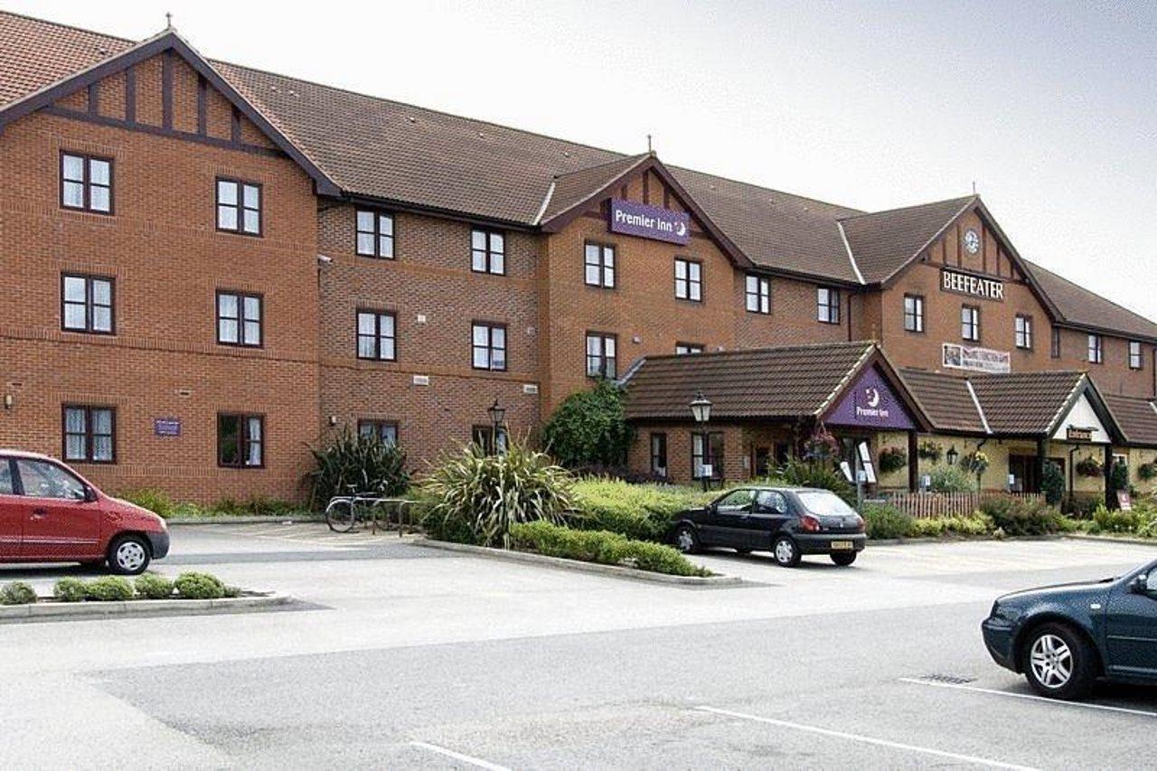 Premier Inn York North West Экстерьер фото