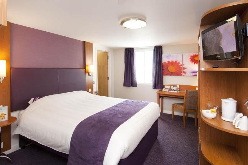 Premier Inn York North West Экстерьер фото